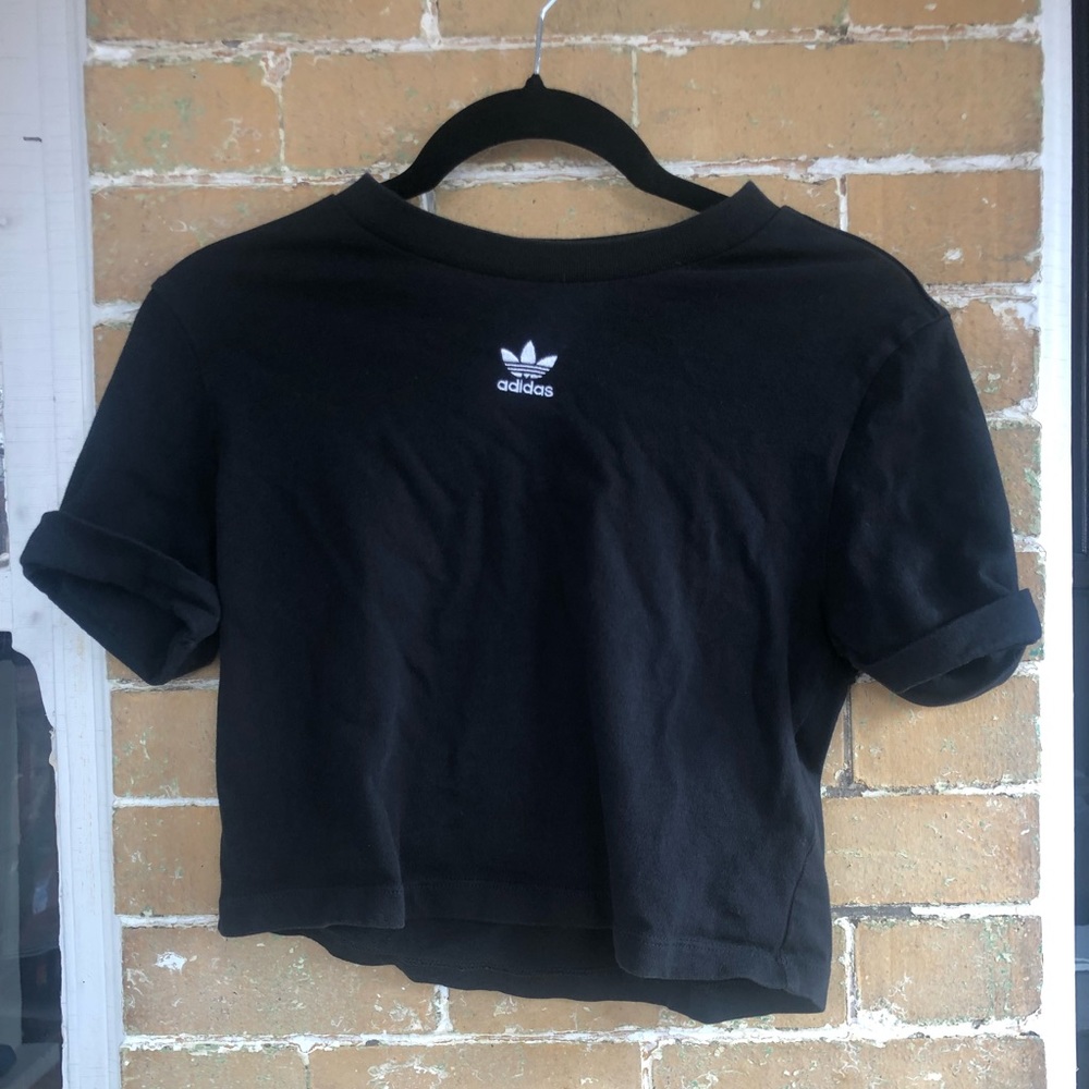 LAST CHANCE - FREE WITH BUNDLE Adidas size small crop top